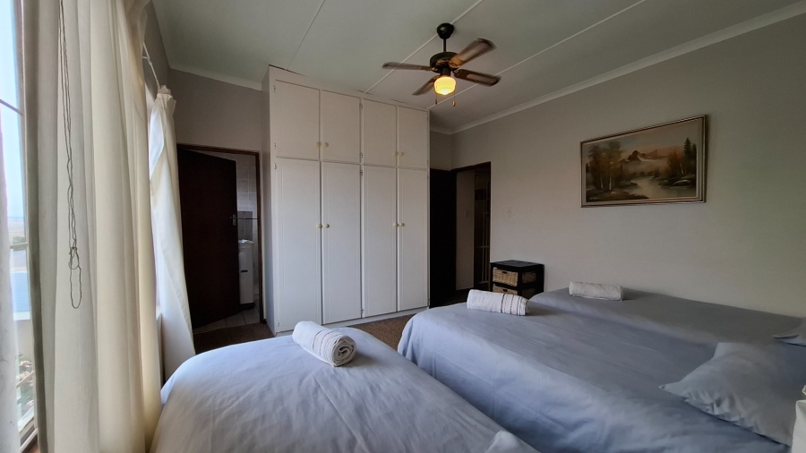 5 Bedroom Property for Sale in Witsand Western Cape